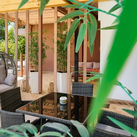 Aesthesis Luxury Retreat Villa *