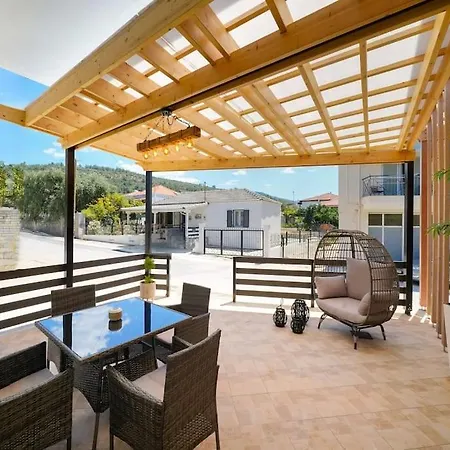 Aesthesis Luxury Retreat Villa